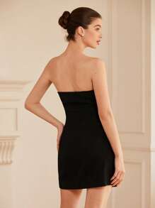 Aveloria Rosie 极简主义奢华时尚重珠紧身胸衣腰部收紧 A 字迷你连衣裙，适合女士，优雅时尚风格，夏季全身印花 - 黑色 - 查看 2