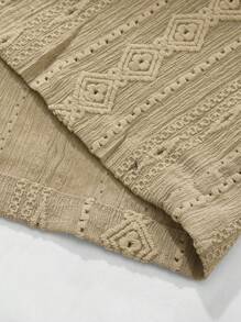 Manfinity RSRT قميص كاجوال بأكمام قصيرة أحادي الصدر للرجال ذوي البدانة مطبوع بنقوش هندسية - كاكي - مشاهدة 3