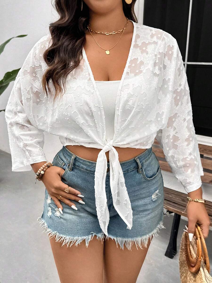 SHEIN Frenchy 女士加大码纹理镂空优雅休闲日常百搭衬衫,时尚又有型 - 白色 - 查看 1