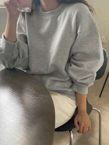 DAZY Áo nỉ dáng rộng vai trễ vai trơn, áo dài tay, quần áo mùa thu - Màu Xám nhạt - Xem 4