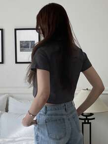 DAZY Letter Graphic Crop Tee Preppy Tops - Grey - View 2