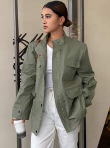 Livesso 女士休闲街头时尚简约纯色翻盖口袋拉链常规款夹克女外套 - 軍綠色 - 查看 6