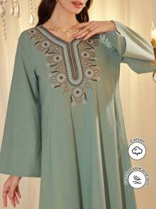 Al Najma 女式拼布腰带 V 领喇叭袖阿拉伯风格长裙 - 綠色 - 查看 8