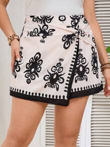 SHEIN LUNE Pantalones cortos de talla grande con estampado retro, falda de envoltura casual con estampado, minifalda de pantalones cortos, ropa casual de resort, ropa de playa, atuendos de festival, pantalones cortos de verano, ropa de vacaciones, atuendos de vacaciones, shorts bohemios/shorts bohemios, atuendos de verano para mujer, atuendos de playa para mujer, atuendos de vacaciones para mujer, atuendos de festival