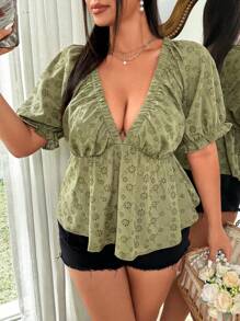 Flirla Große Größen Urlaubs Lässig einfarbige Bluse mit Hohlmuster und Stickerei - Grün - Übersicht 1