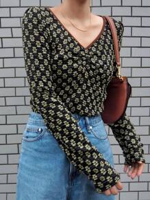 FRIFUL Women's Contrast Trim V-Neck Long Sleeve Simple T-Shirt, Casual Daily Wear
