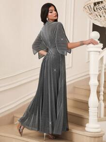 Modelyn Robe plissée avec manche chauve-souris torsadée à la taille et détails métalliques pour femmes - Argent - Voir 3