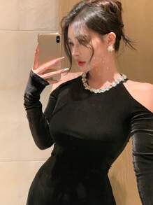 DAZY 女式露肩长袖水晶装饰连衣裙优雅秋装 - 黑色 - 查看 3