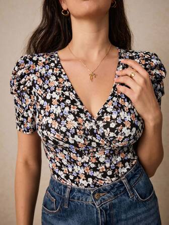 Poéselle Women's Casual Ditsy Floral Puff Sleeve T-Shirt, Summer
