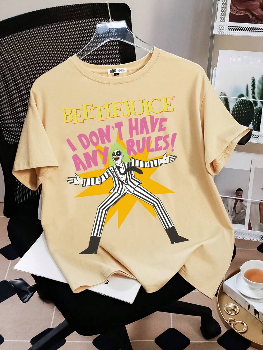 Beetlejuice X SHEIN 女士夏季休闲肖像与字母图案短袖 T 恤