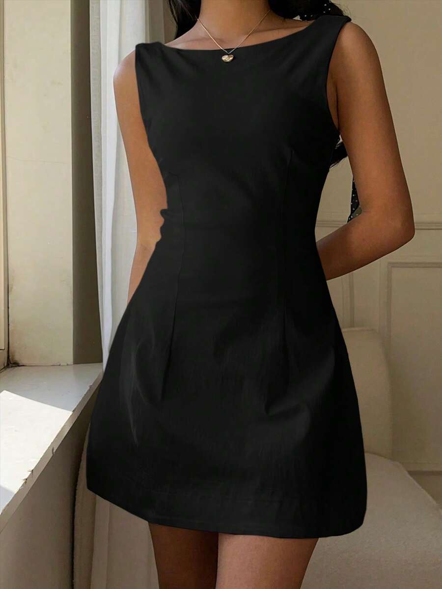 SHEIN EZwear 女士优雅纯色露背无袖迷你连衣裙 - 黑色 - 查看 1