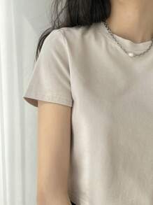 Dazy-Less Tee-shirt court col rond unicolore, tenue d'été décontractée chic pour femme au travail - Gris pâle - Voir 7