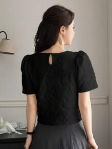 Wynsel Women's Textured Crew Neck Beaded Short Sleeve T-Shirt, Suitable For Office Wear Work Women Clothes - Black - View 2