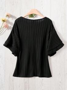 Rusticease Women's Daily Casual V-Neck Double Ruffle Cuff Black Ripple Pattern T-Shirt, Spring/Summer - Black - View 2