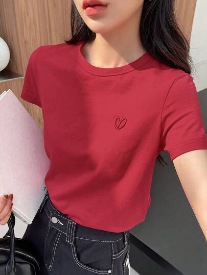 DAZY 红色刺绣短袖T恤，简约休闲日常穿着老款风格夏季商务休闲女式工作服