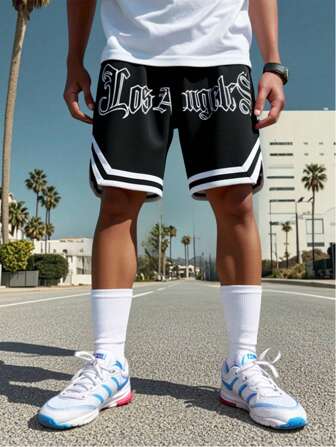 SHEIN Fantacosmos 少年男孩字母圖案對比色膠帶短褲