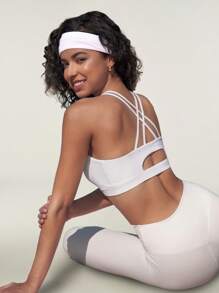 Hanevo Professional Sport Women's Simple Solid Color Halter Neck Top Bra Style Sportwear For Daily Wear - White - View 4