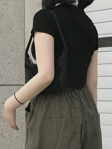 DAZY 女式星星月亮印花短款 T 恤 Y2k - 黑色 - 查看 2