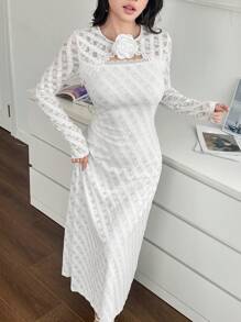 Modelyn Robe de dentelle à taille affinée avec décoration de fleurs de rose