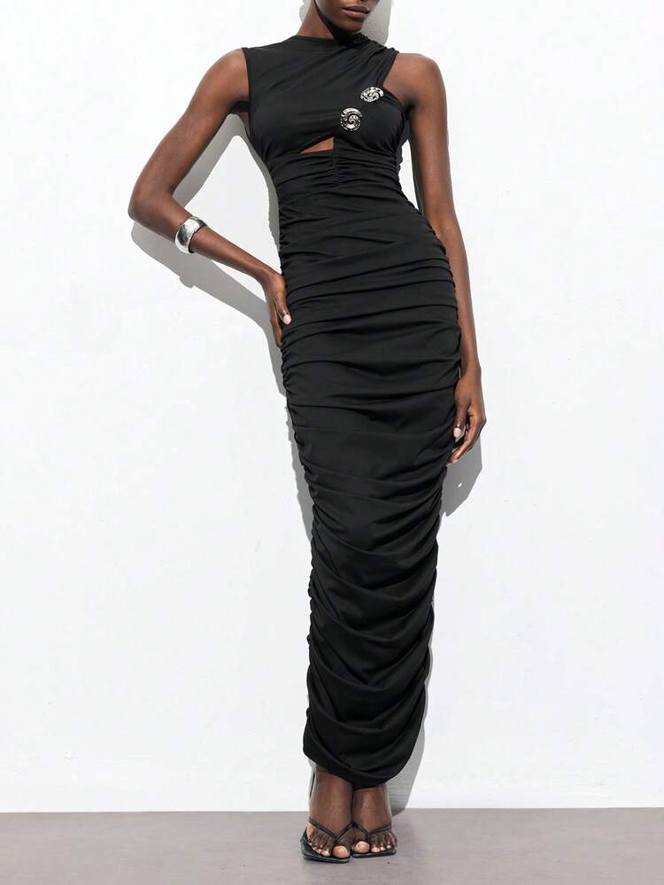 SHEIN Maija New Spring And Summer Black Pleated Waist Conch Button Decoration Urban Vacation Modern Elegant Romantic Ladies Long Dress Suitable For Going Out Holiday Party Music Festival Old Money Style