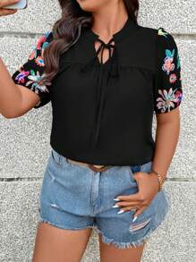 SHEIN LUNE Plus Size Floral Print Splice Cutout Collar Puff Sleeve Shirt, Casual Vacation Top