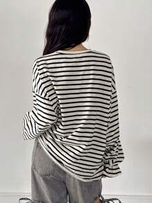 FRIFUL 女士宽松条纹喇叭袖T恤长袖女式上衣 - 黑與白 - 查看 5