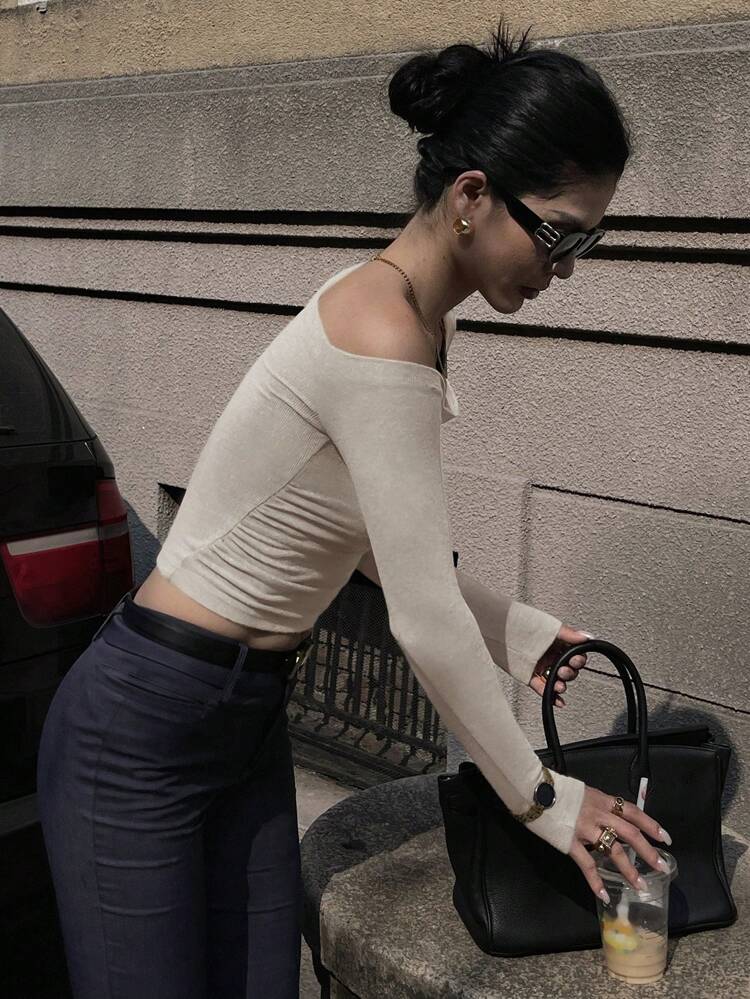 1pc Women's Asymmetric Off Shoulder Plain Color Short Hem Long Sleeve T-Shirt, Autumn Y2k,Fall Women Clothes