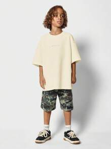 SUMWON Oversized Drop Shoulder T-Shirt With Minimal Text Detail Urban Streetwear Essential Youth Fashion Comfortable Relaxed Fit Casual Summer Top - Yellow - View 3
