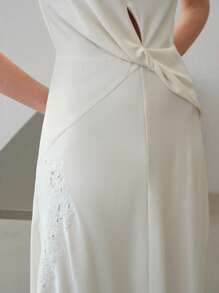 MOTF PREMIUM VESTIDO CON CORTE RETORCIDO Y ABERTURA - Beis - Ver 4