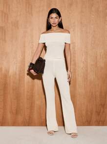 AiiRZ Conjunto de ropa de estar en casa de dos piezas de punto esponjoso con hombros descubiertos, pantalones acanalados de pierna ancha de cintura alta y coordinado cálido para la temporada festiva