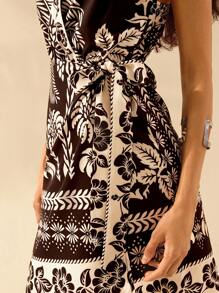 CAJUNI Vestido corto de verano casual con estampado de palmera tropical negra y envolvente con correas para mujer - Multicolor - Ver 6