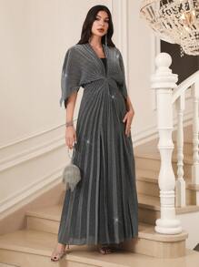 Modelyn Robe plissée avec manche chauve-souris torsadée à la taille et détails métalliques pour femmes - Argent - Voir 6