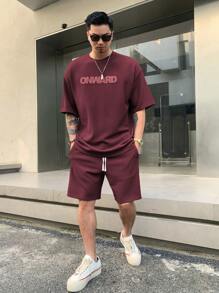 DAZY Men's Letter Print Wine Red T-Shirt Set, Summer