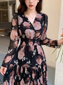 DAZY 女士V领全印花雪纺连衣裙，荷叶边，秋季长袖连衣裙，度假装扮 - 黑色 - 查看 5