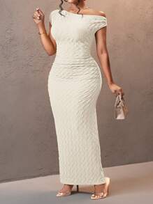 Slaydiva Elegant Sexy Plus Size Women's One Shoulder Textured Striped Dress, Suitable For Christmas, Valentine's Day, Vacation,Graduation Dress
