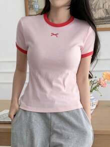 DAZY 女士短袖彩塊T卹，刺繡蝴蝶結細節，夏季款