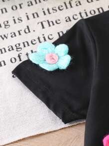 2 Stücke/Set Säugling/Kleinkind Mädchen Frühling/Sommer Lässig Modisch Süß Farbig 3D Blumen Dekor Weicher Strick Kurzarm Rundhals T-Shirt Top und Loose Shorts Outfit, 1-3 Jahre alt, Schwarz, Komfortabler Stylischer OOTD