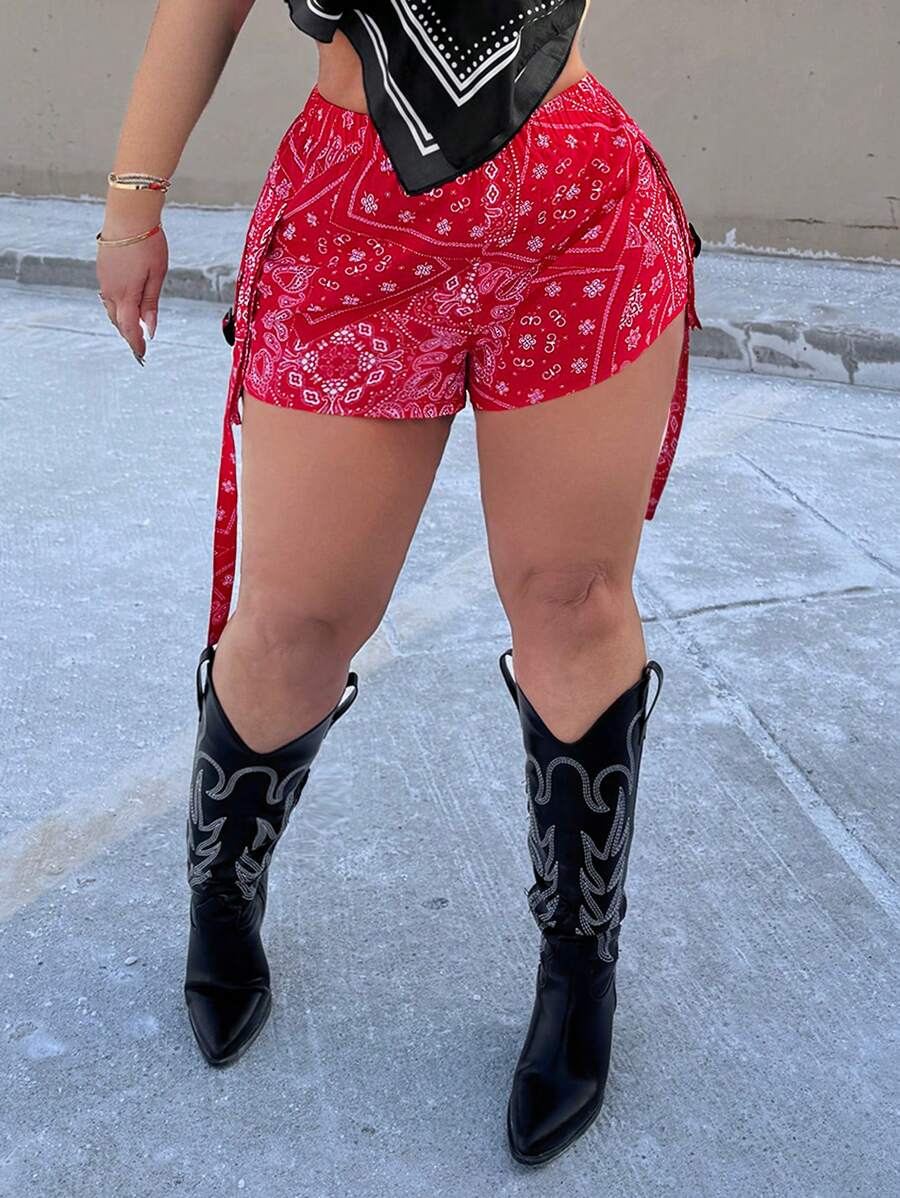 SHEIN SXY Plus Size Women's Sexy Spring And Summer Red Paisley Print Side Pocket Decor Fitted Shorts For Music Festival,Suitable For Street, Casual, Sexy, Daily Travel, Shopping, Dating, Cool,Comfortable To Wear,Easy To Match&Looks Slim,Accent Your Body,Flatter The Figure - Red - View 1