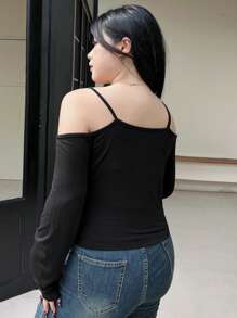 Dazy Petite Plus 大码女式长袖露肩挂脖T恤，黑色，春夏秋季女装 - 黑色 - 查看 2