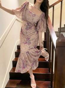 DAZY 碎花优雅方领荷叶边下摆中长雪纺连衣裙，适合情人节、挤奶女工装、吊带裙、度假装、复活节等场合。 - 紫色 - 查看 7