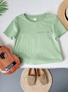 Young Boy Graphic Print Round Neck Short Sleeve T-Shirt
