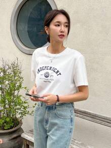 DAZY Letter Graphic Tee - White - View 3