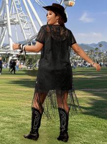 SHEIN VCAY Plus Size Romantic Island Vacation Casual Round Neck Black Lace Short Sleeve Fringed Knee-Length Dress, Suitable For Music Festivals, Western Weddings,Easter Outfit,Concert Outfit Women, Nashville Outfits,Ibiza Outfits Western Wear Women, Boho Chic,Bohemian,Cowgirl Outfits,Cottagecore - Black - View 2