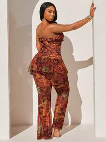 SHEIN SXY Plus Size Women Spring/Summer Floral Print Deep V Neck Sexy Trim Cami Top & Pants,Suitable For Everyday Wear, Western Wear,Cruise Attire,Music Festival,Concert,Carnival Party,Beach Vacation,Date Night,Birthday,Bachelorette Party Outfit,Club,Cute,Casual,Shopping, Streetwear,Going Out,Easy To Match&Looks Slim,Accent Your Body,Flatter The Figure - Multicolor - View 2