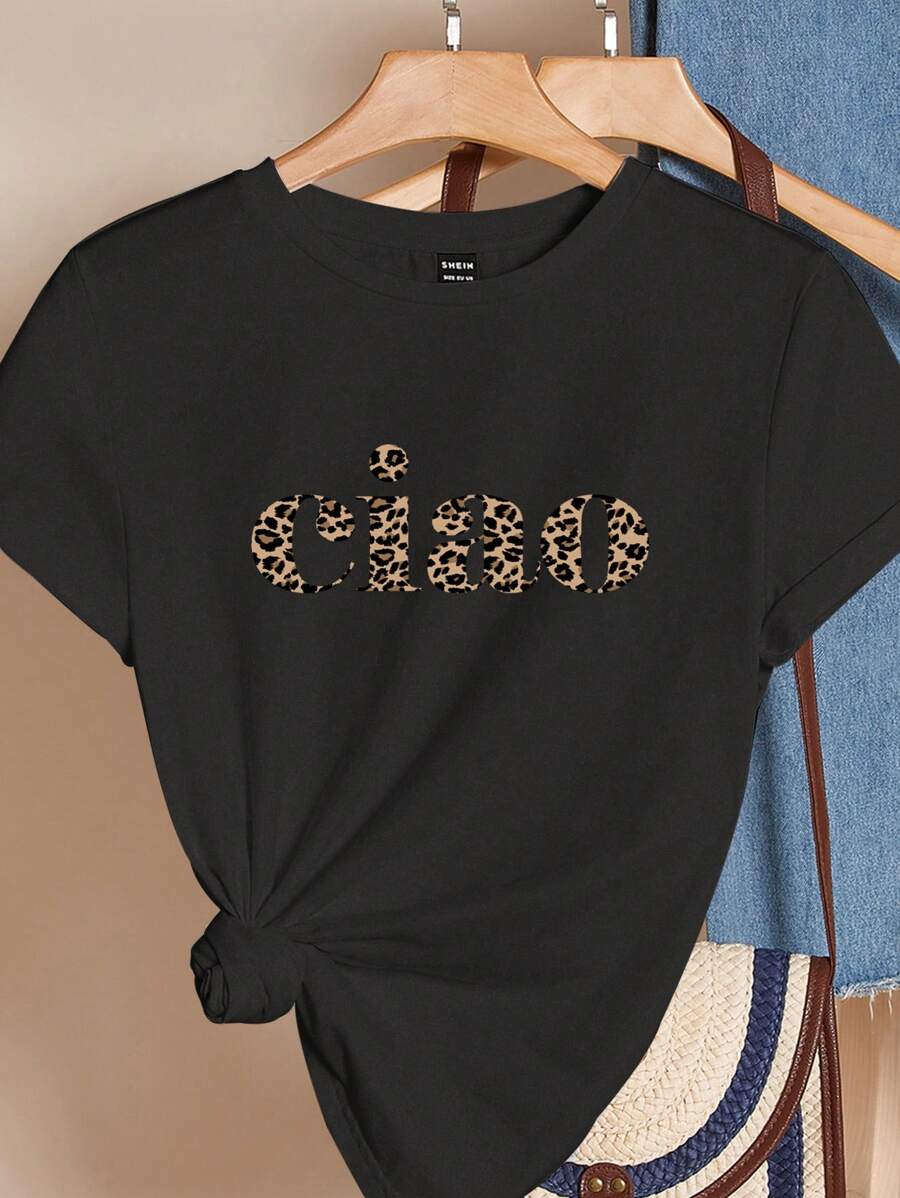 SHEIN Essnce Kaos Wanita Ukuran Besar Kasual Minimalis dengan Gambar "CIAO", Leher Bulat, Lengan Pendek, Pas Badan, Cocok untuk Musim Panas - Hitam - View 1