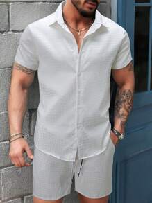 Manfinity Homme Men's Textured Imitation Leather Fabric Casual Short-Sleeved Shorts Two-Piece Suit, Mature And Casual Wear, Boyfriend Gift, Man Gift, Suitable For Friends Summer Outfits For Men Men Shirts - White - View 1