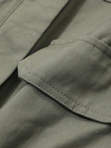 Livesso 女士休闲街头时尚简约纯色翻盖口袋拉链常规款夹克女外套 - 軍綠色 - 查看 8