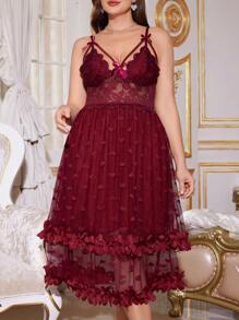 Camisón de talla grande con cuello en V profundo, decoración de moño y dobladillo doble