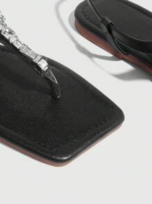 CUCCOO SZL Women's Red Fashionable Metal Buckle Flat Sandals - Black - View 4