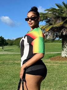 Zolique Koszulka z krótkim rękawem i nadrukiem w stylu gradientowym z motywem wakacyjnym